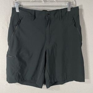 Columbia Outdoor Hiking Cargo Shorts Black Pockets Womans Size 32 x 42